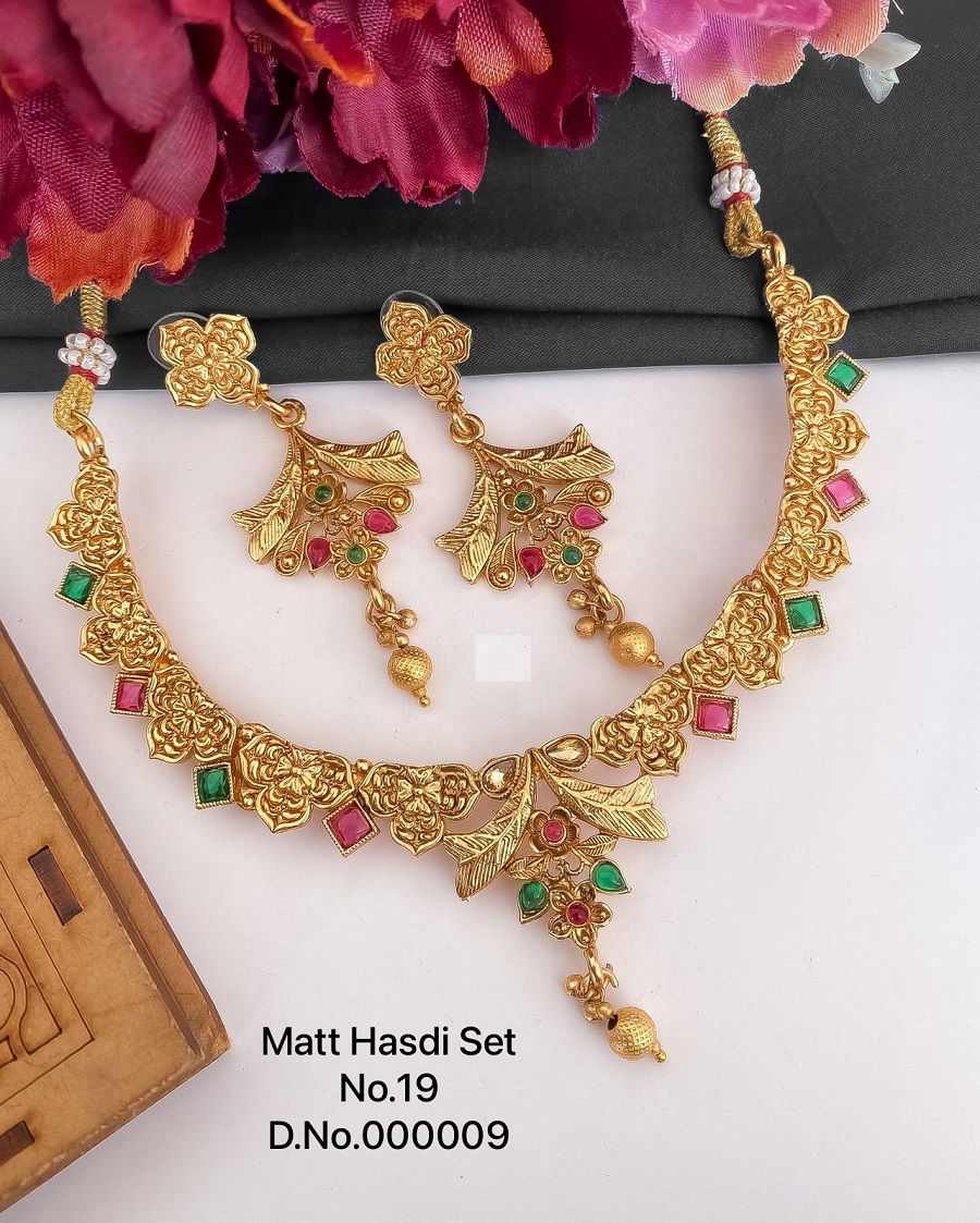 Rajwadi Style Matte Hasdi jewellery Set Catalog